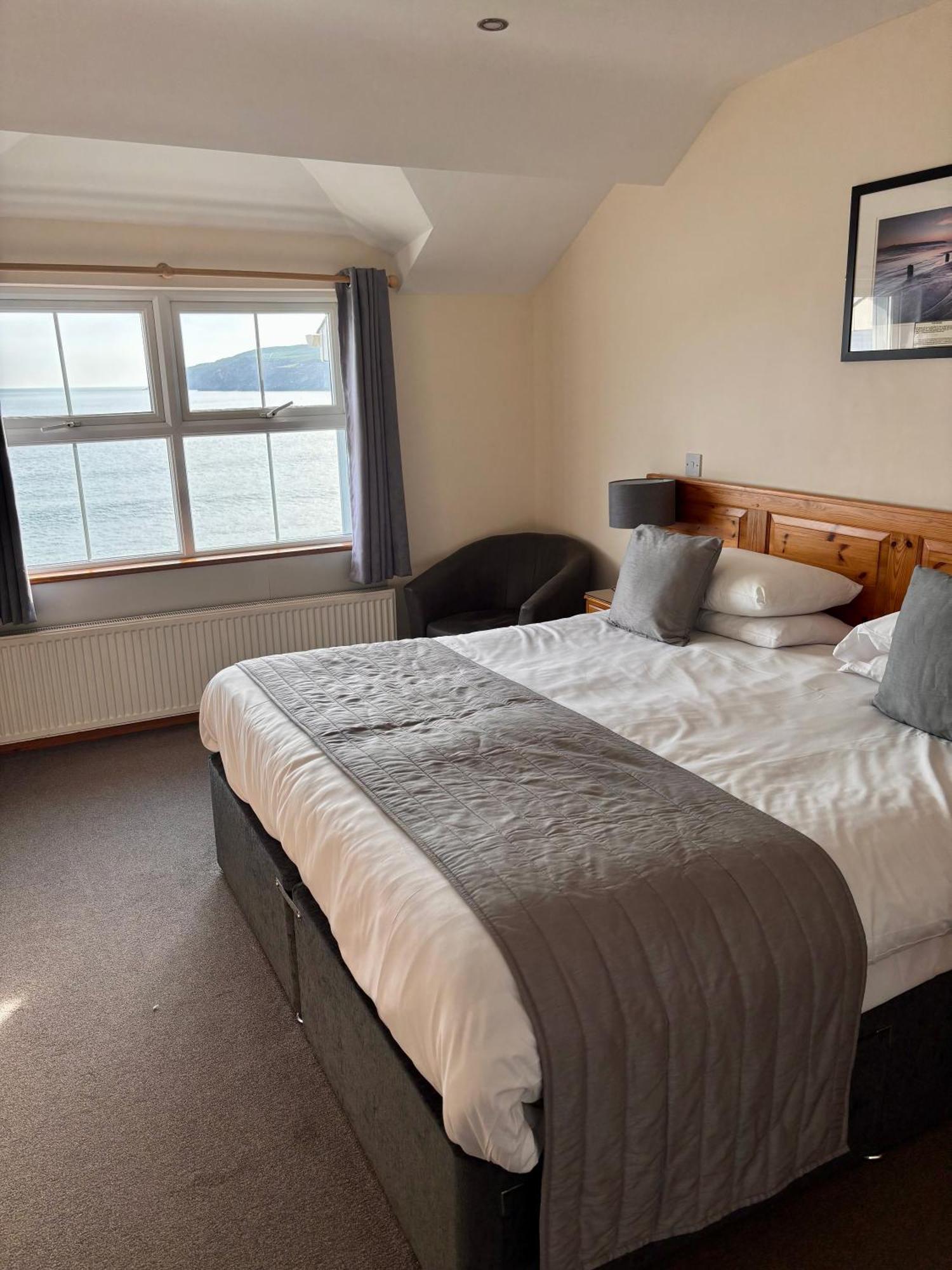 Hotel Gwesty Ty Newydd à Aberdaron Extérieur photo