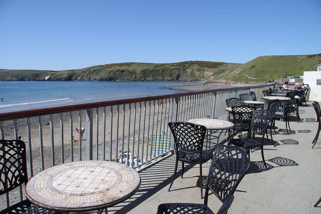 Hotel Gwesty Ty Newydd à Aberdaron Extérieur photo