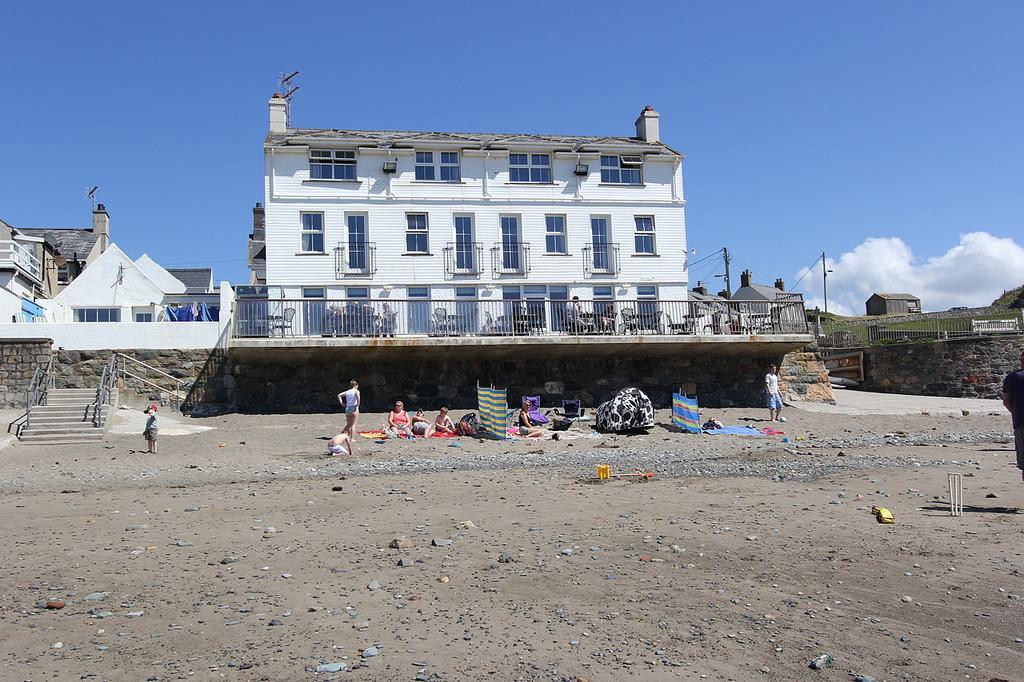 Hotel Gwesty Ty Newydd à Aberdaron Extérieur photo